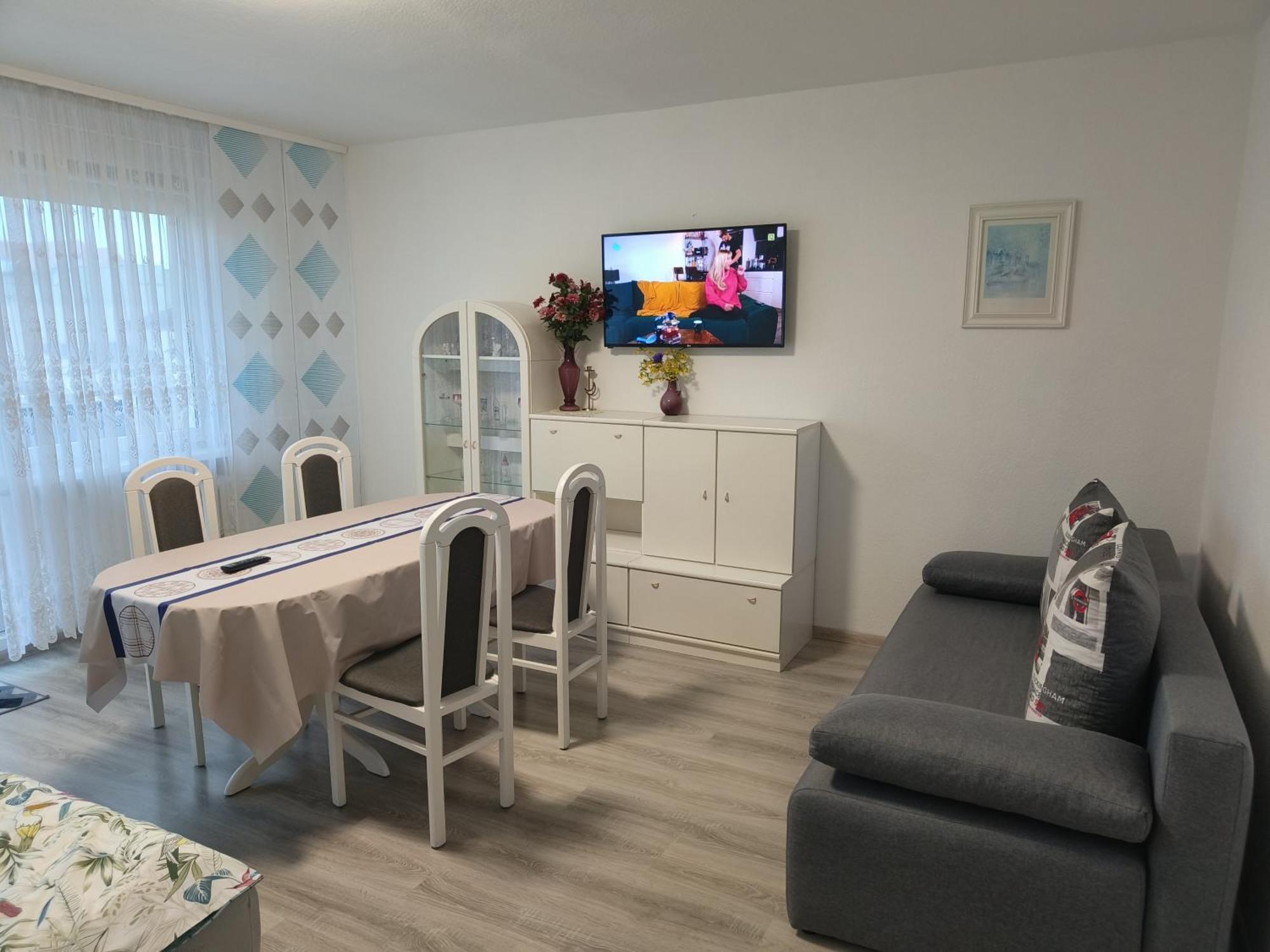 Mieszkanie Przy Parku Swinoujscie Bagian luar foto